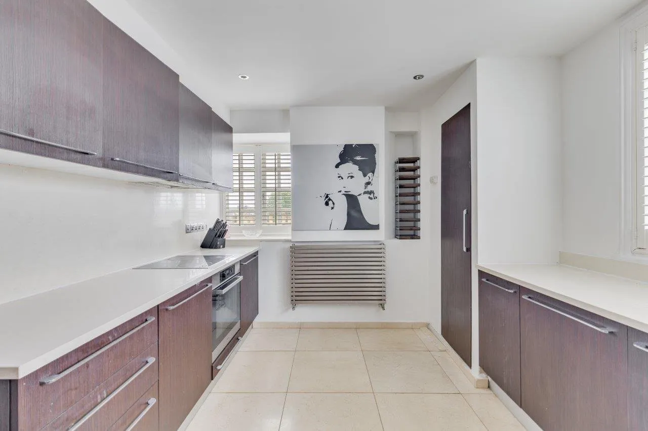 Spencer Court, Marlborough Place, St John's Wood, NW8 0PP, photo 4