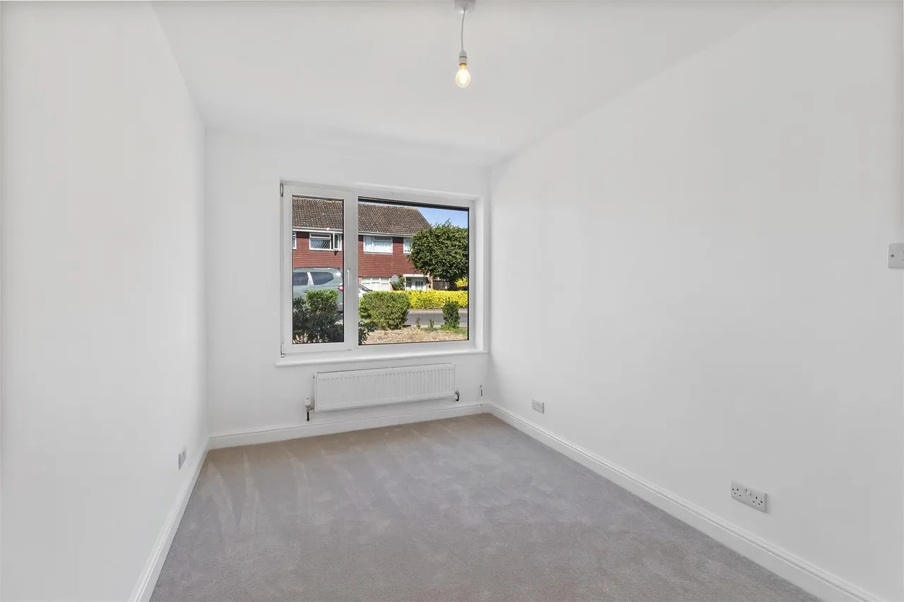 Edmonton Road, Worthing, photo 8