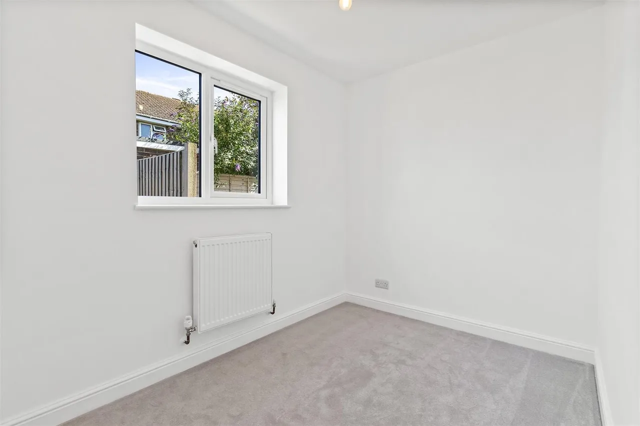 Edmonton Road, Worthing, photo 11
