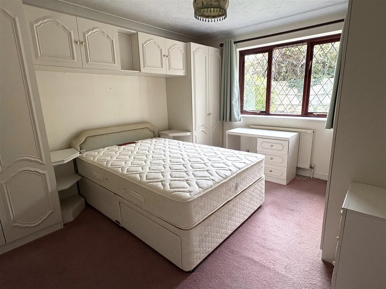 Brook Lane, Sarisbury Green, photo 8