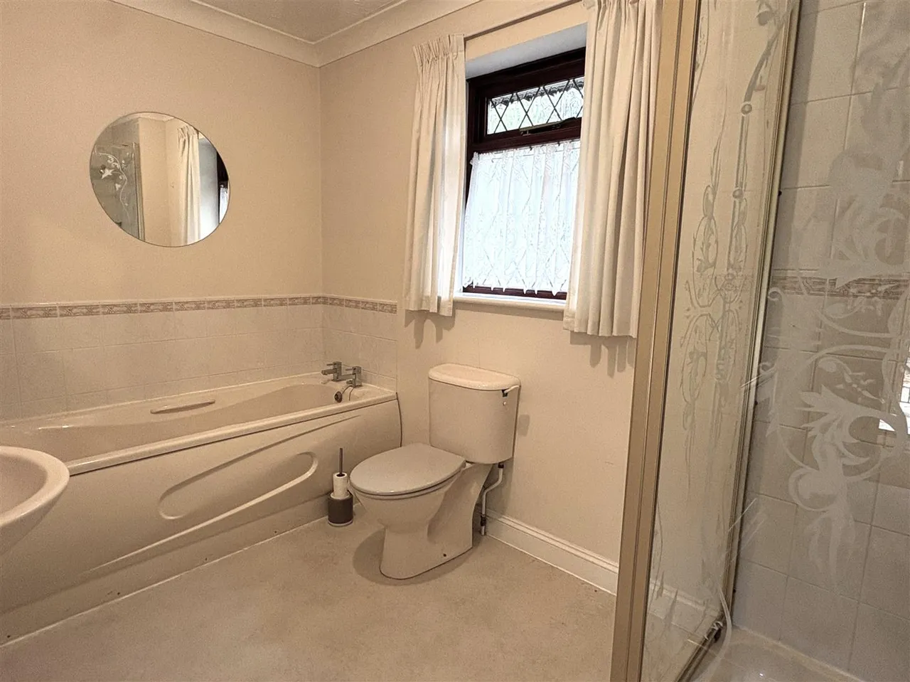 Brook Lane, Sarisbury Green, photo 11
