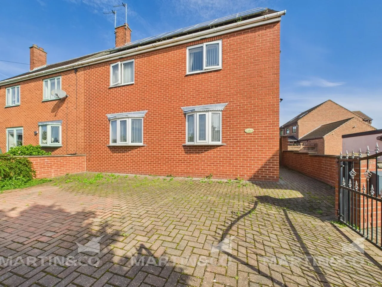 3 bed house for sale — Newthorpe Road , Norton