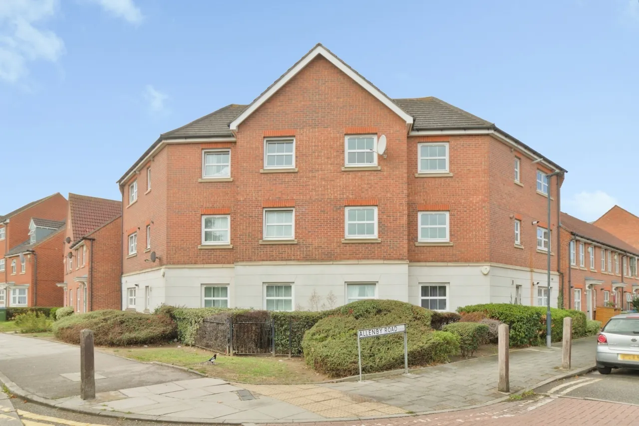 Allenby Road, London, SE28, photo 23