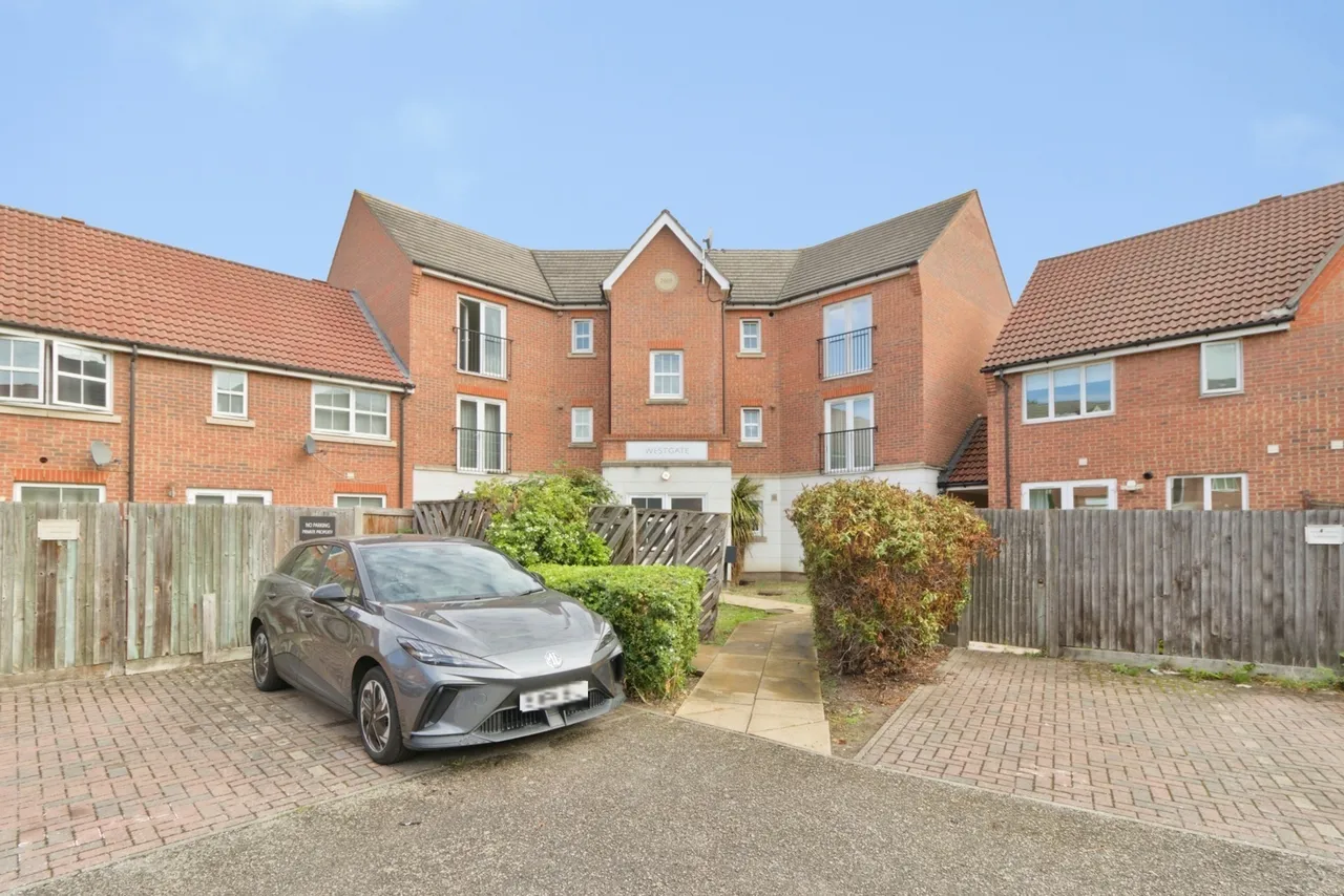 Allenby Road, London, SE28, photo 21