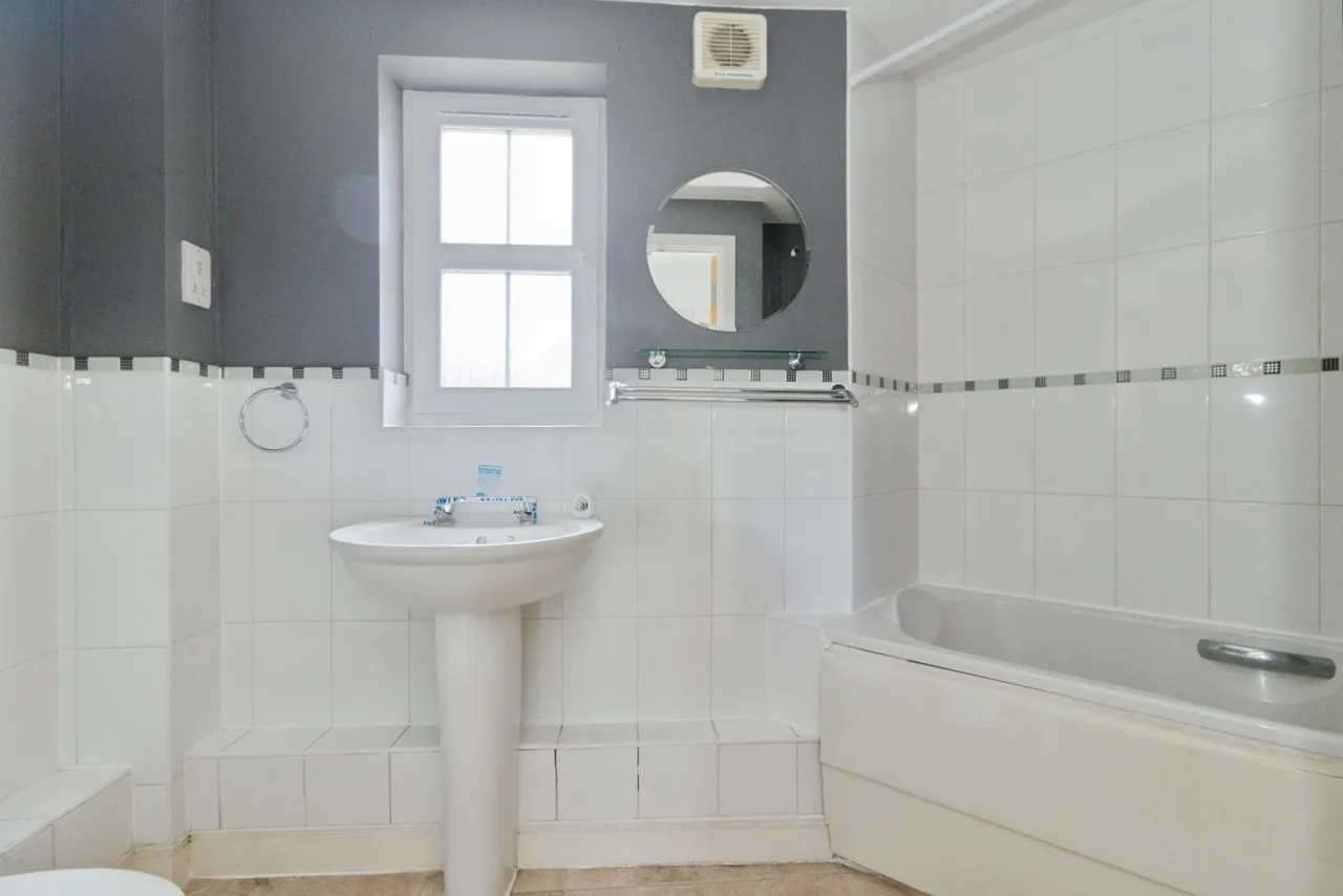 Allenby Road, London, SE28, photo 17