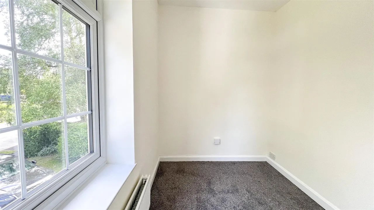 Valley Road, Welwyn Garden City, AL8, photo 10