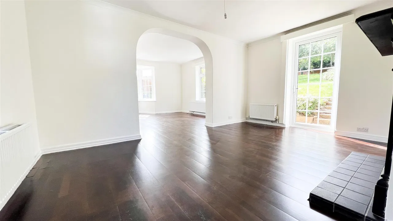 Valley Road, Welwyn Garden City, AL8, photo 4