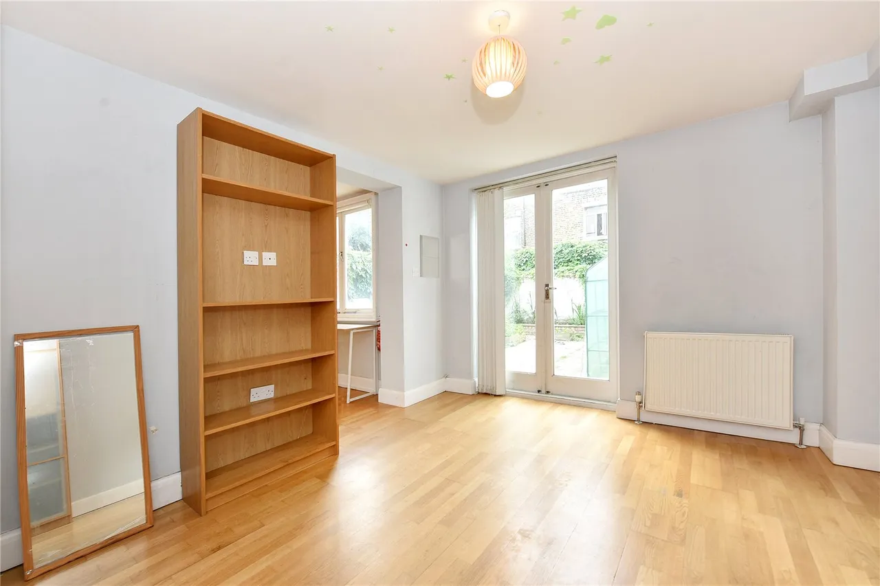 Warbeck Road, Shepherd's Bush, W12, photo 2