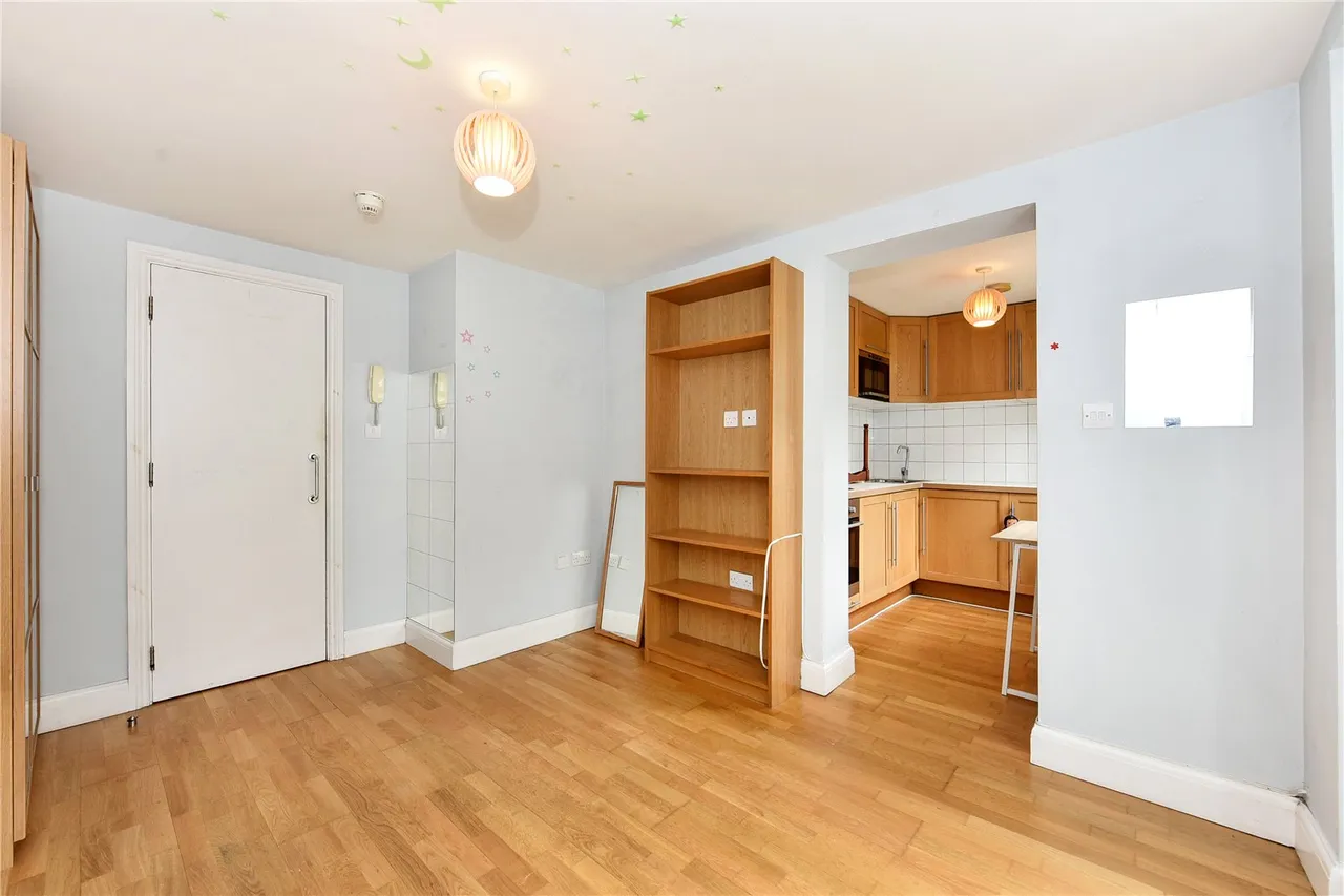 Warbeck Road, Shepherd's Bush, W12, photo 3