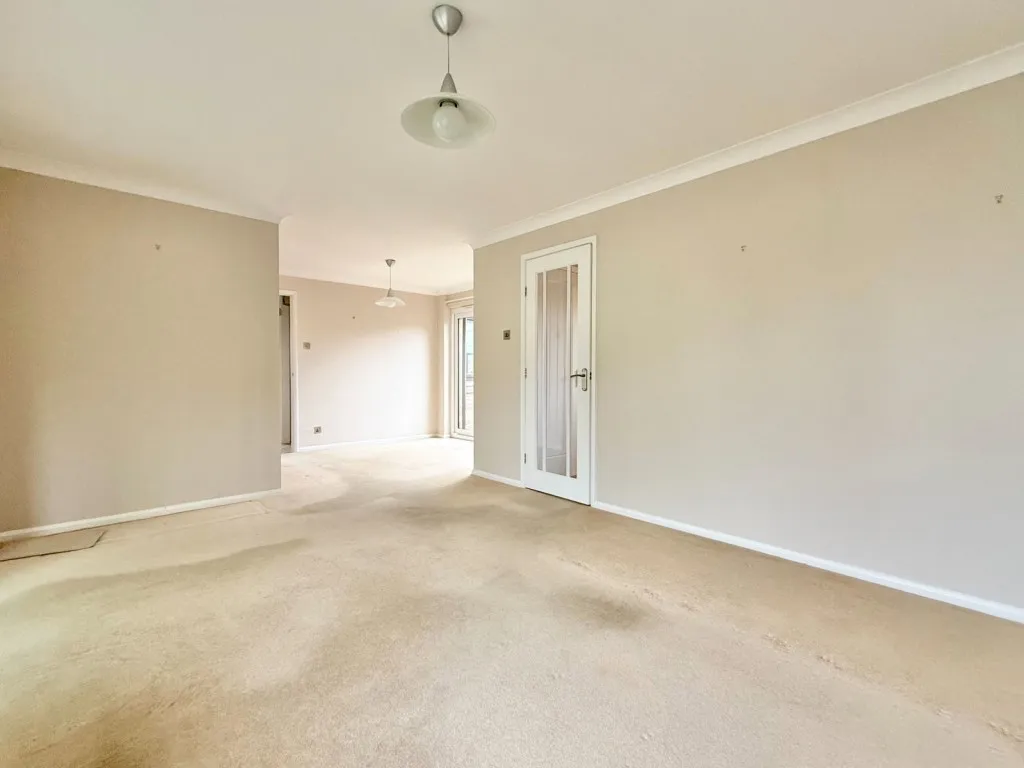Wetherby ~ Kings Meadow Drive, LS22, photo 4