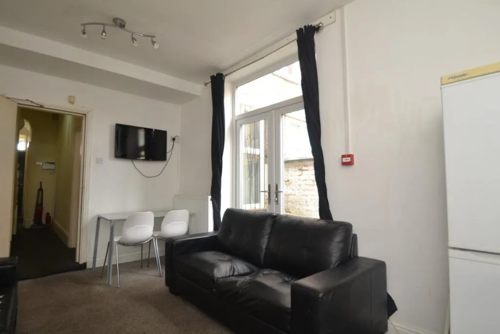 Latchmere Road, Fallowfield, M14, photo 9