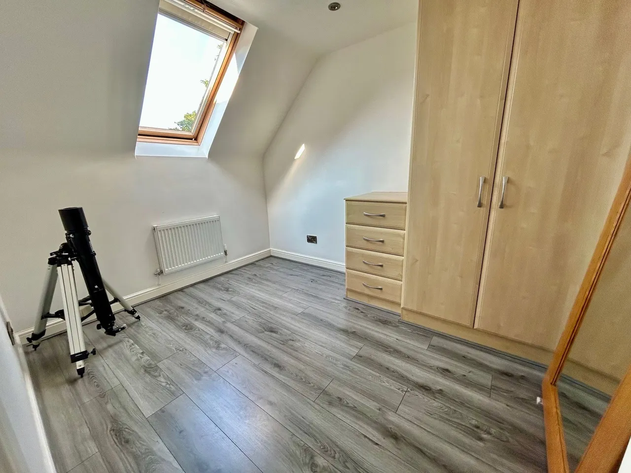 Pencarrow Close, Manchester, photo 20