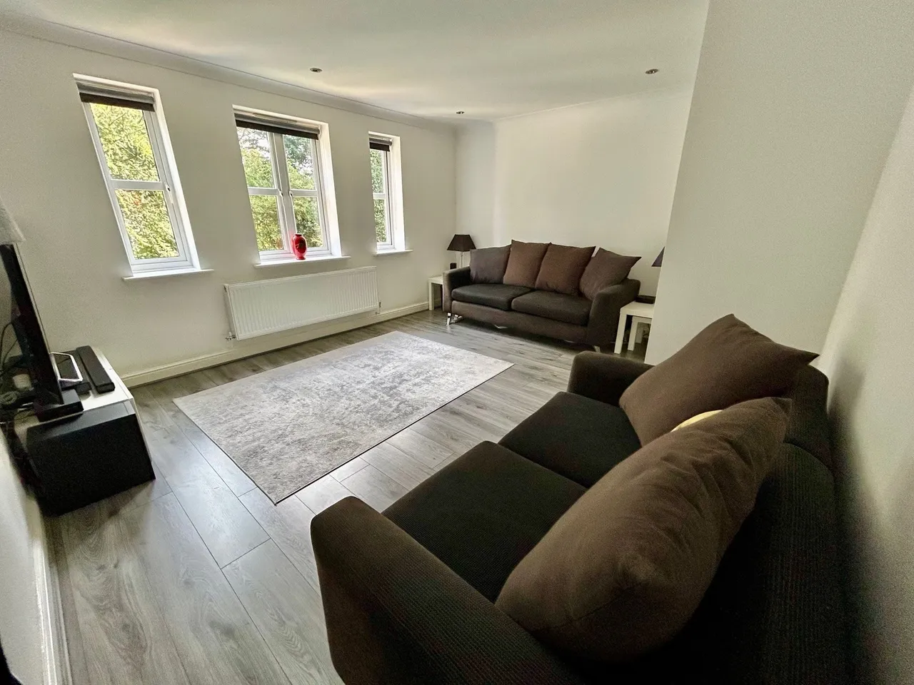 Pencarrow Close, Manchester, photo 3