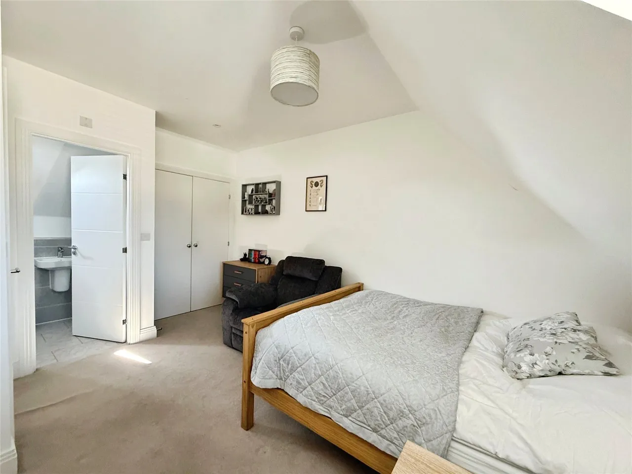 Hurley Drive, Bracknell, Berkshire, RG12 2GS, photo 9