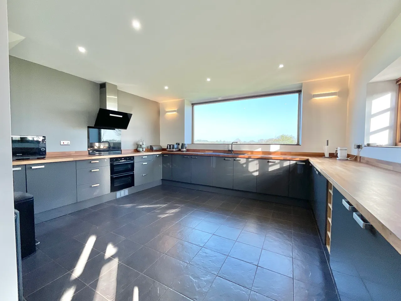 Masefield, Goldstone, TF9, photo 5