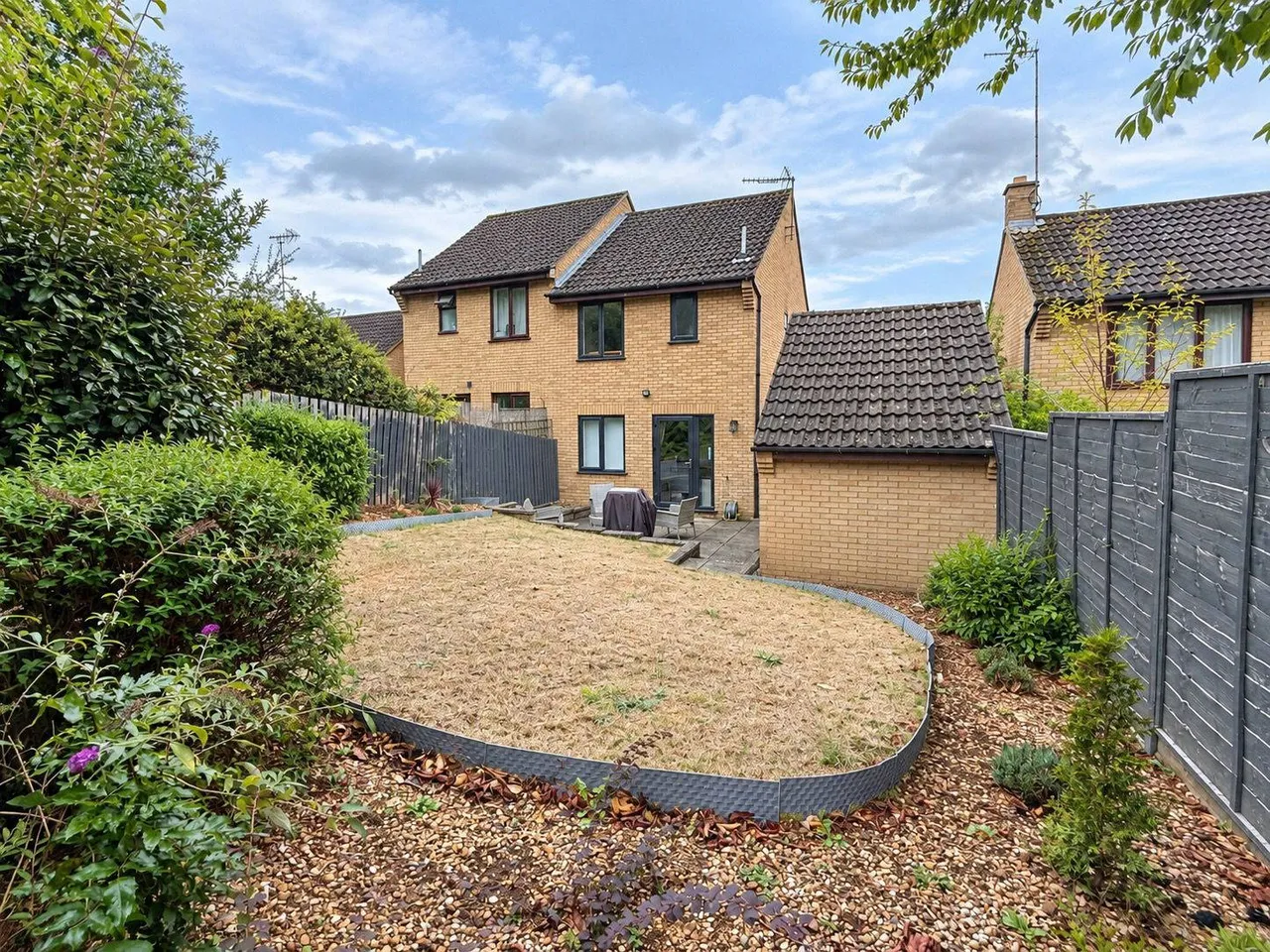 Hawkridge, Northampton, NN4 9YP, photo 16