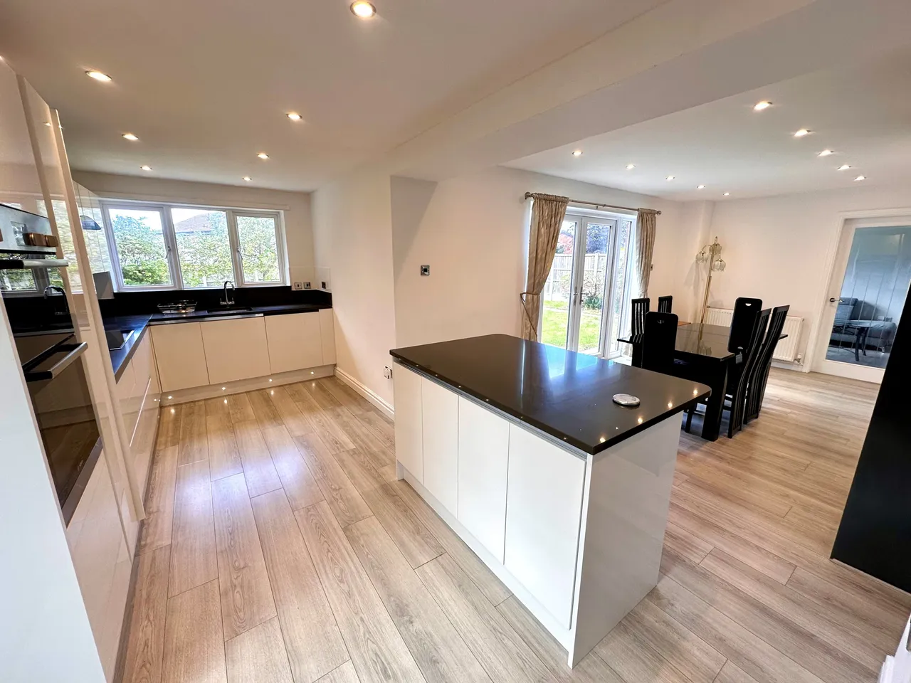 Craig Y Don, Llandudno, LL30, photo 4