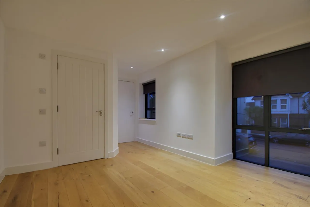 Selden Road, Worthing, photo 4