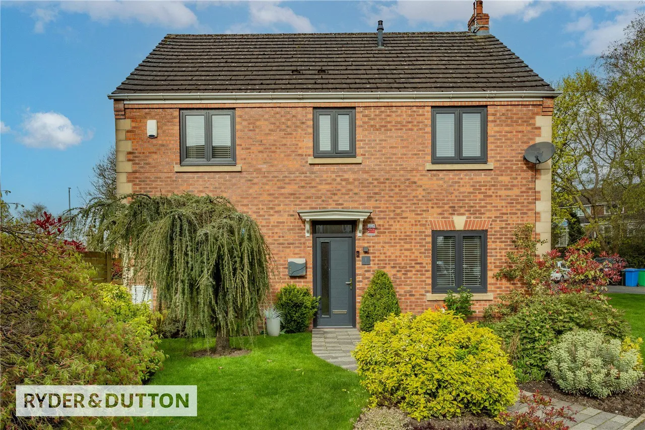 4 bed house for sale, Hendon Grove, Heywood, OL10