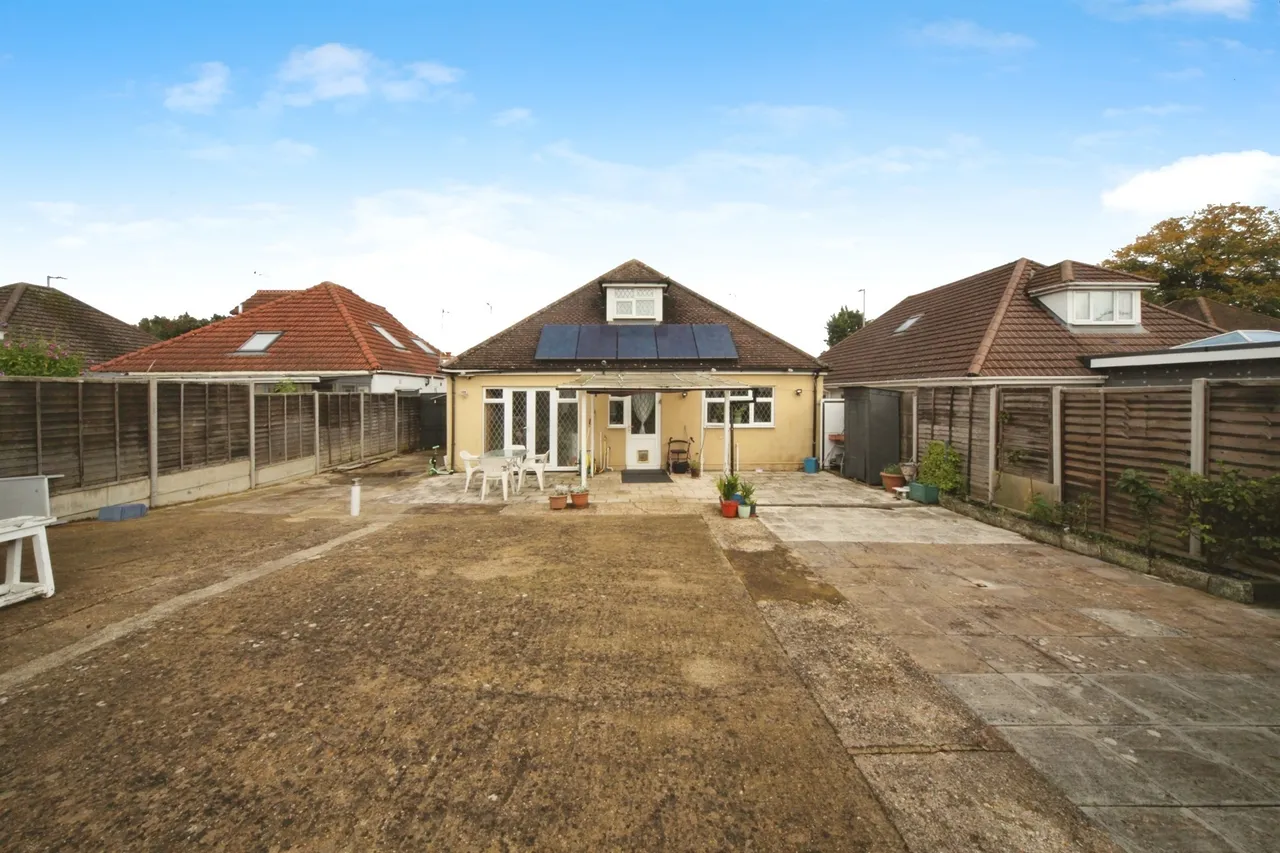 Toddington Road, Luton, LU4, photo 16