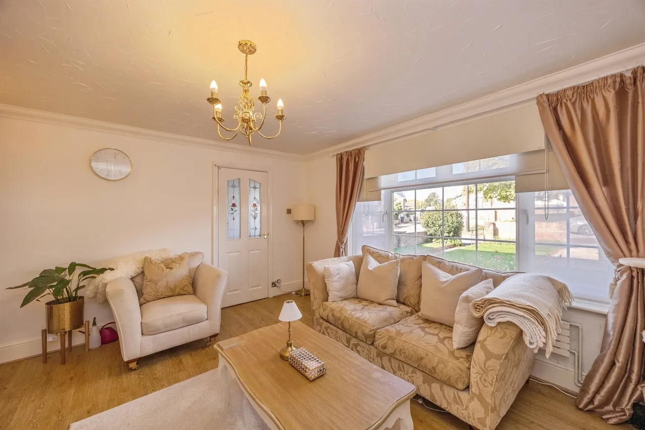 Millbrook Drive, Havant, PO9, photo 2