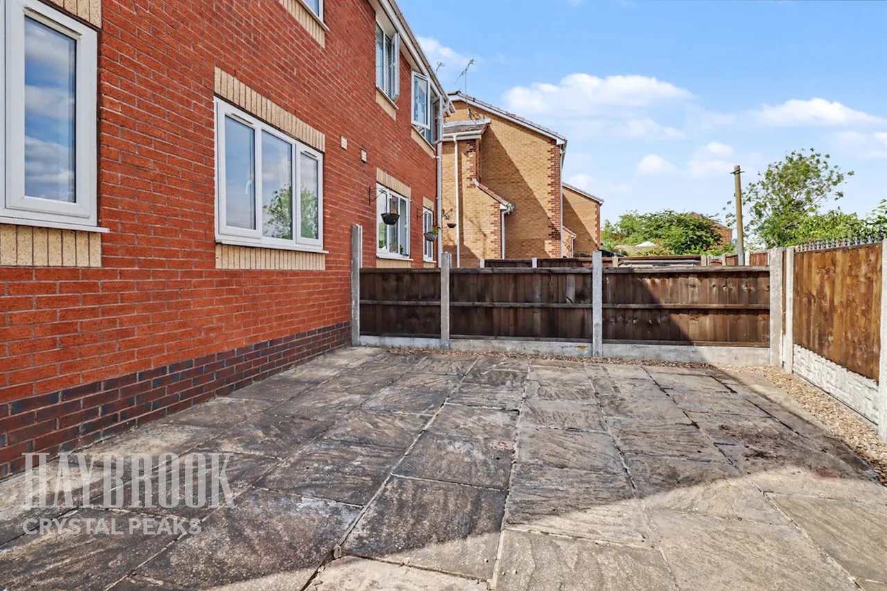 Chapel Close, Clowne, photo 9