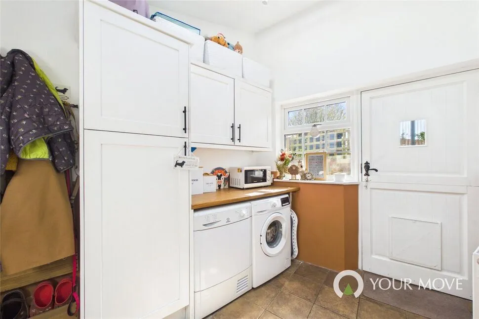 Beccles Road, Mutford, NR34, photo 10