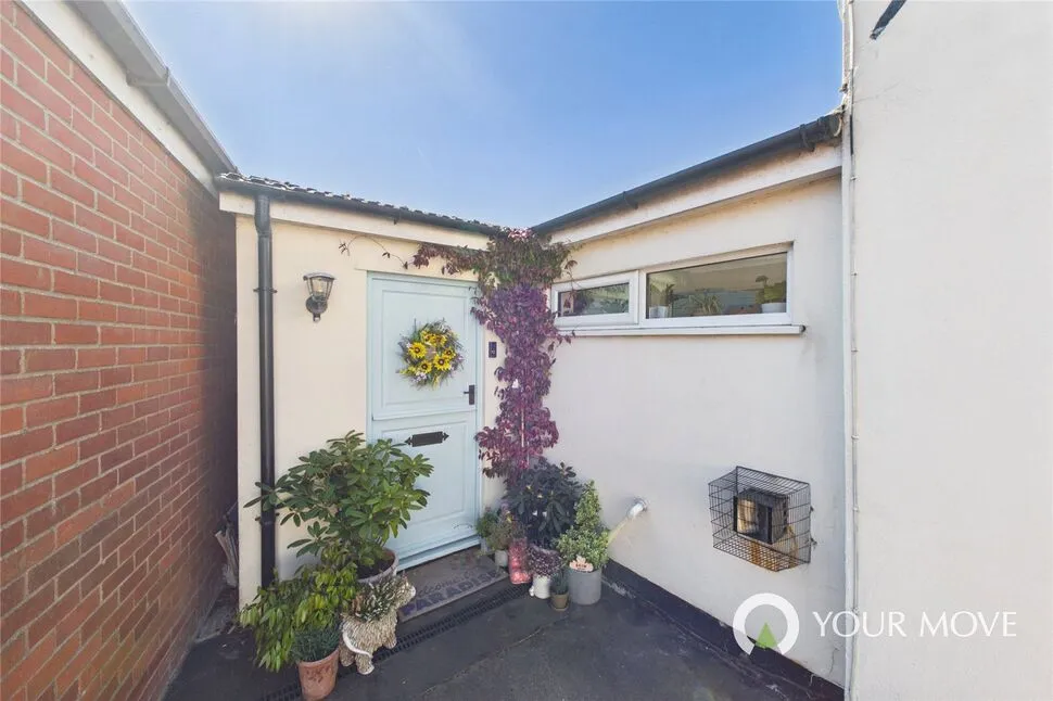 Beccles Road, Mutford, NR34, photo 20