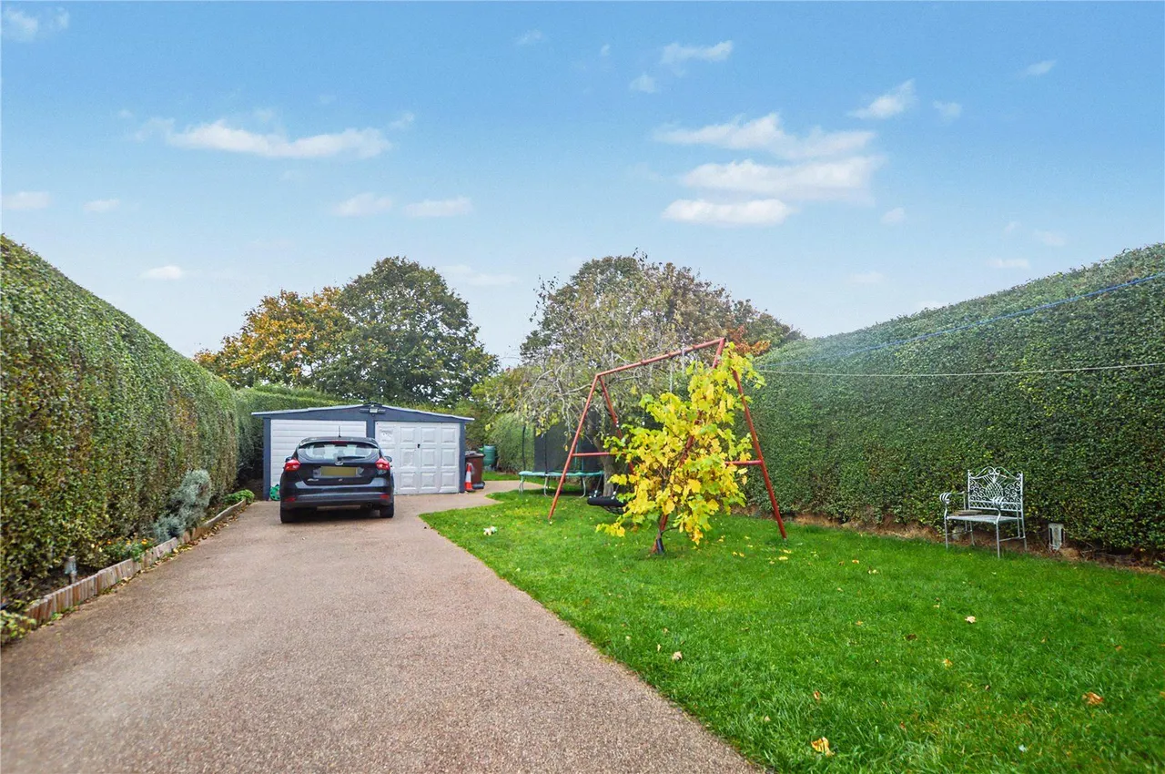 Temple Avenue, Rothwell, LS26, photo 11