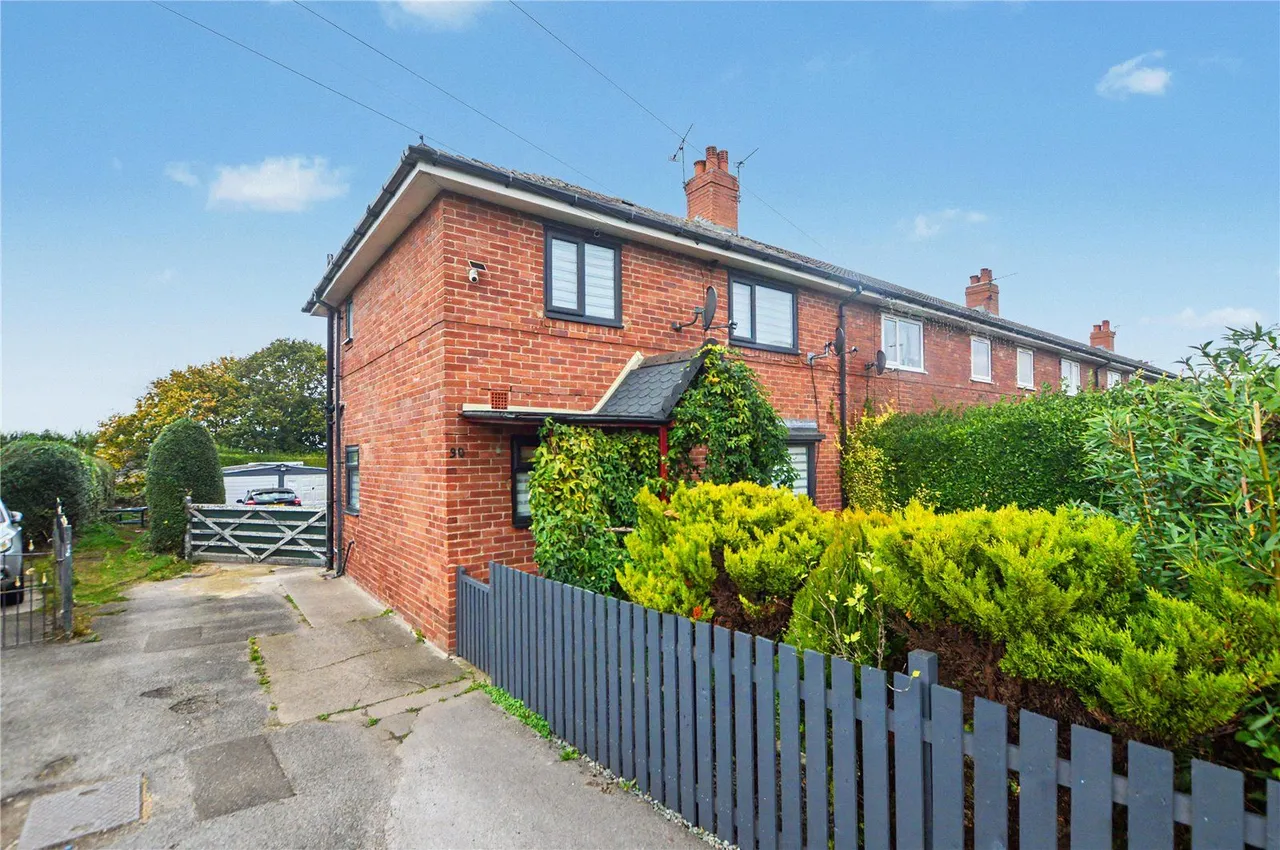 3 bed house for sale, Temple Avenue, Rothwell, LS26
