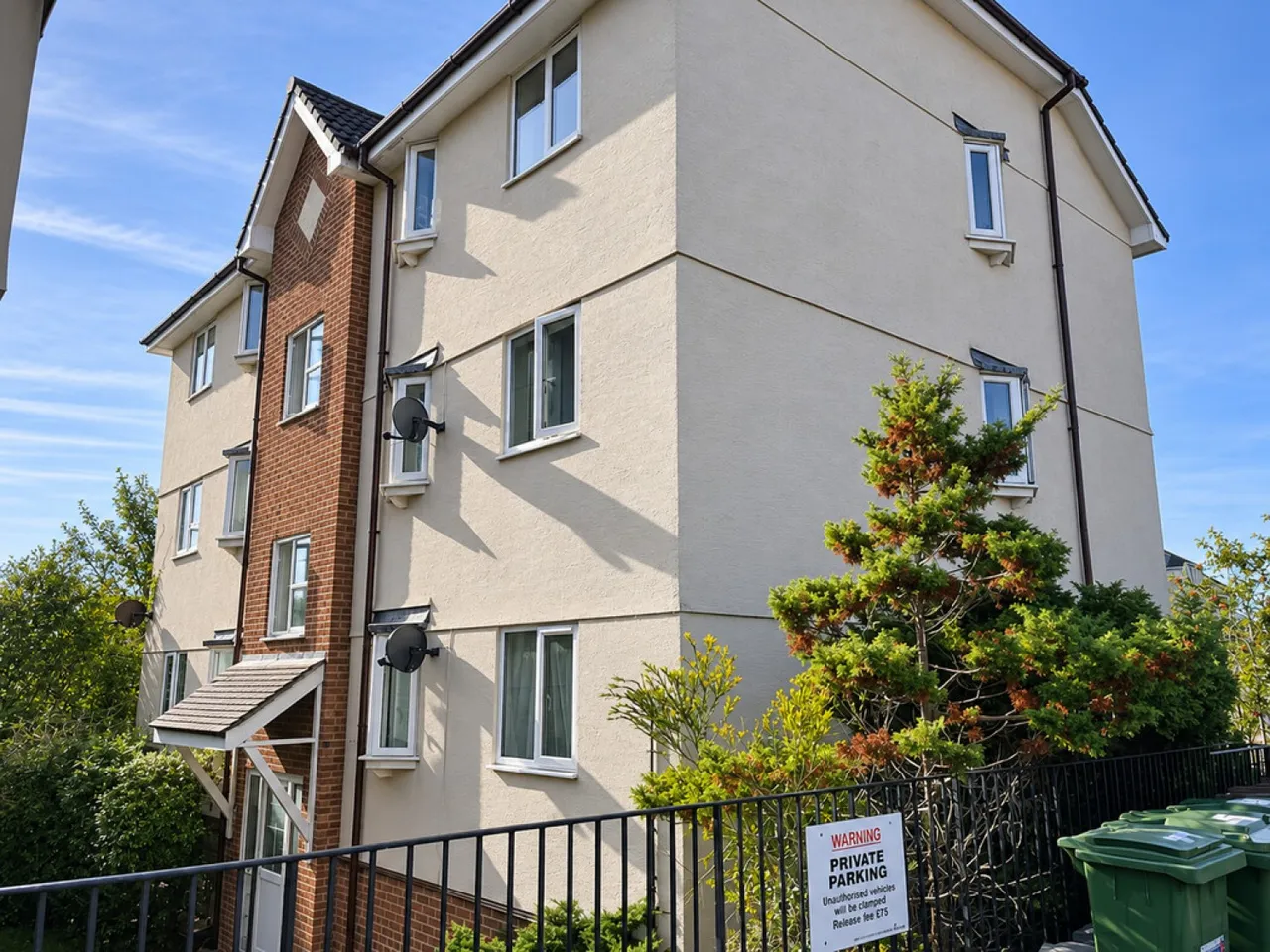 2 bed flat for sale, White Friars Lane, St Judes, PL4