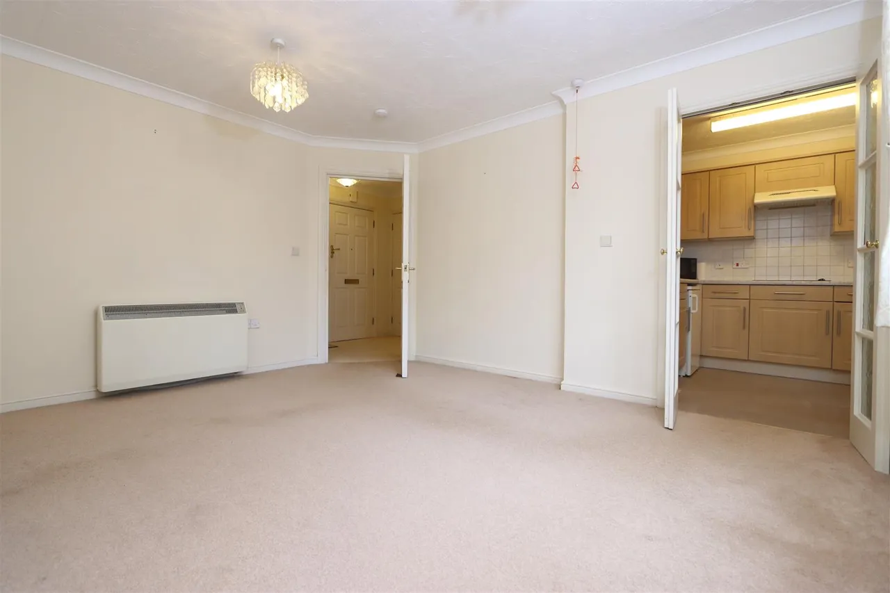 Worcester Road, HAGLEY, Hagley Stourbridge, photo 8