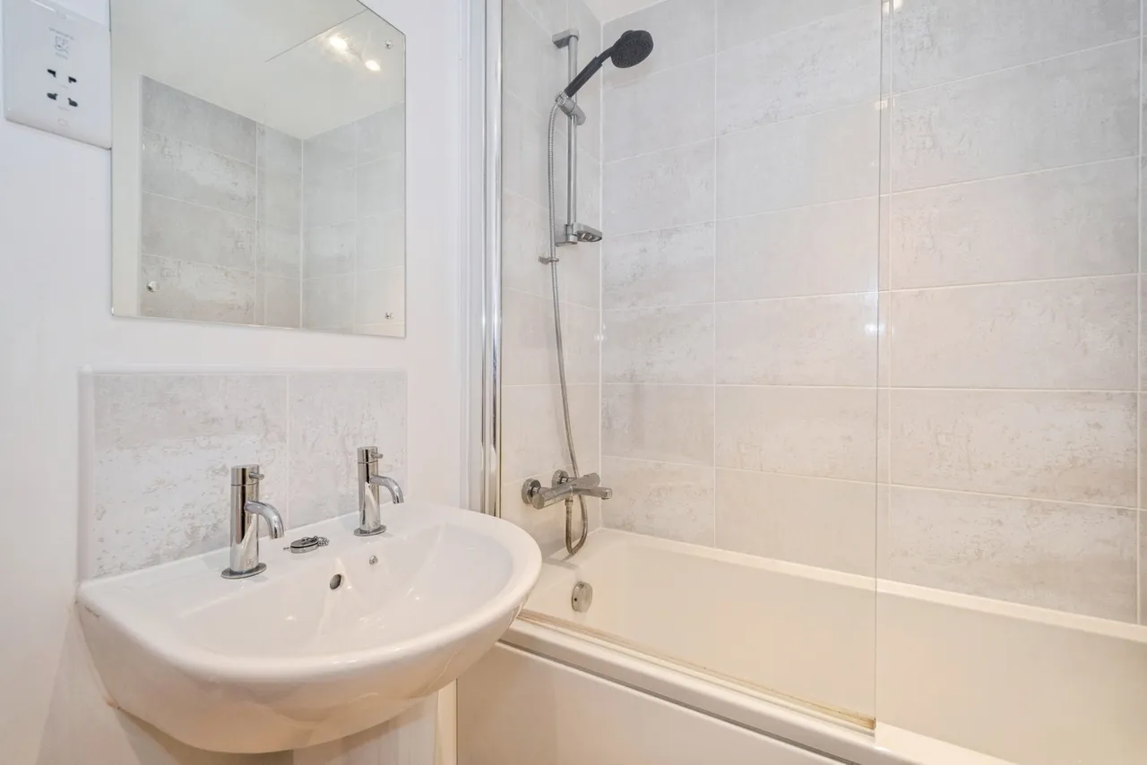 Swelltor Drive, Tavistock, PL19, photo 11