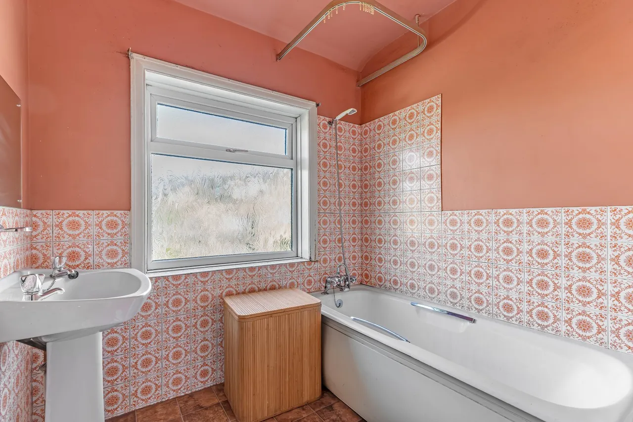 Mayfield Road, Ilkley, LS29, photo 8