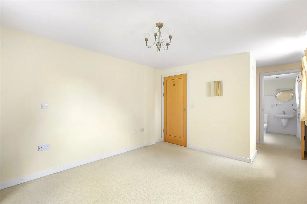 Shawford Road, Shawford, SO21, photo 9