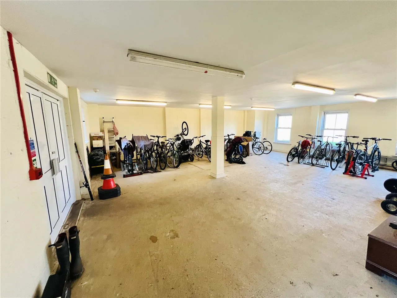 Shawford Road, Shawford, SO21, photo 17