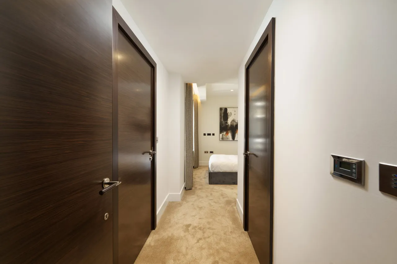 The Corniche, 20-24 Albert Embankment, Embankment, London, SE1 7GJ, photo 7