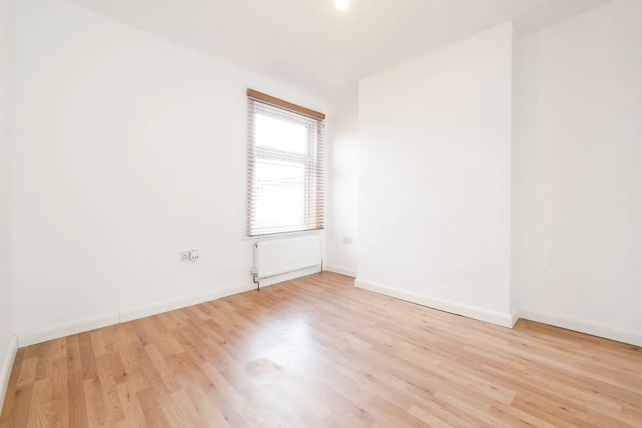 Grosvenor Road, Forest Gate, London, E7, photo 5