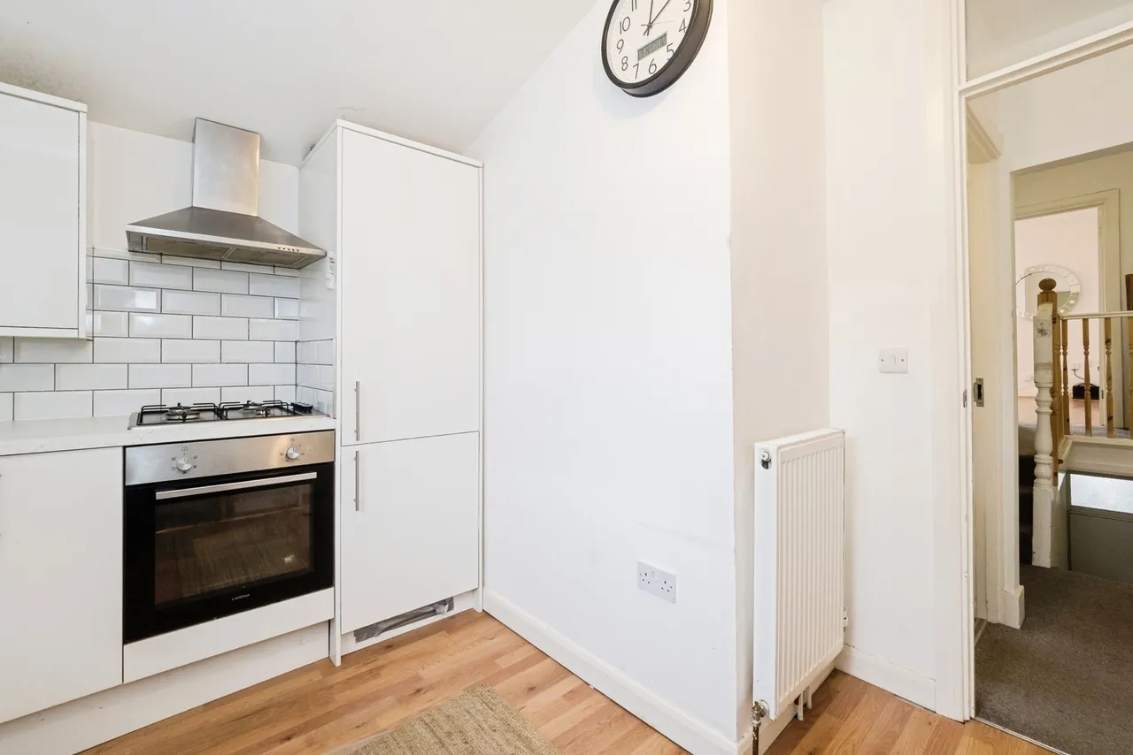 Grosvenor Road, Forest Gate, London, E7, photo 8