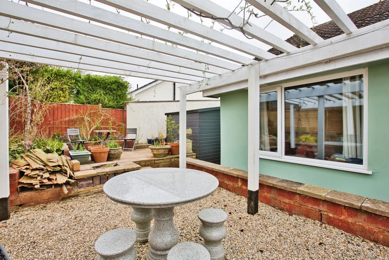 Woodbury Close, Wells, BA5, photo 12