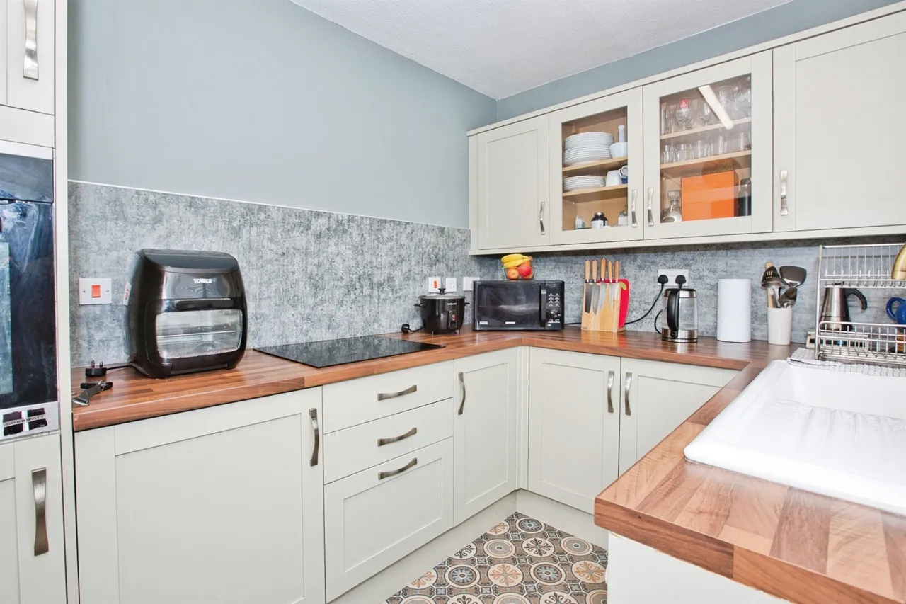 Woodbury Close, Wells, BA5, photo 6