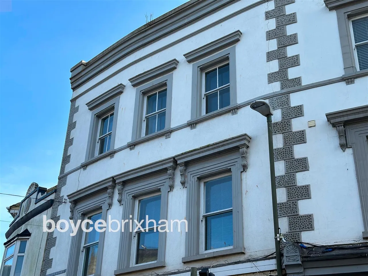3 bed flat to rent, Bolton Street, Brixham