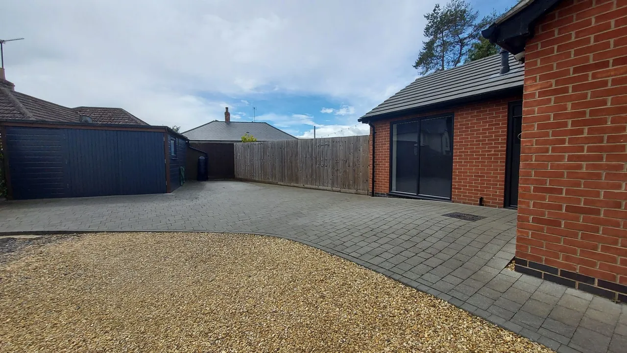 St Peters Road, Bourne, PE10, photo 3