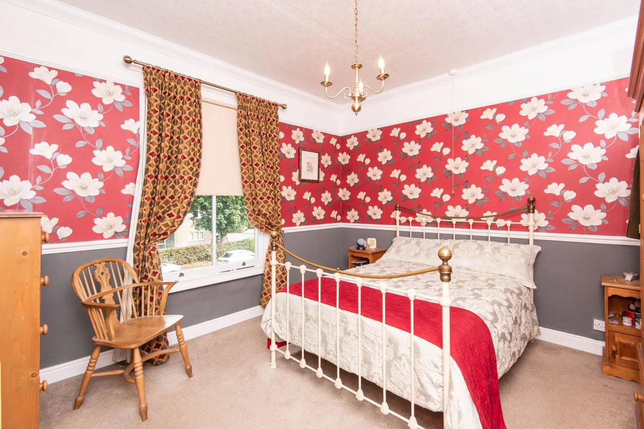Chatsworth Road, Chesterfield, S40, photo 12