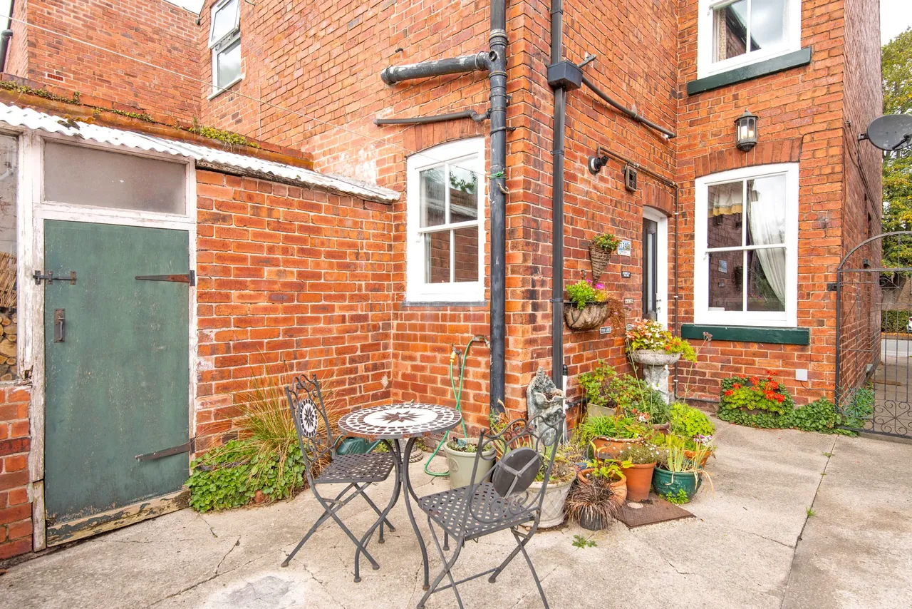 Chatsworth Road, Chesterfield, S40, photo 23