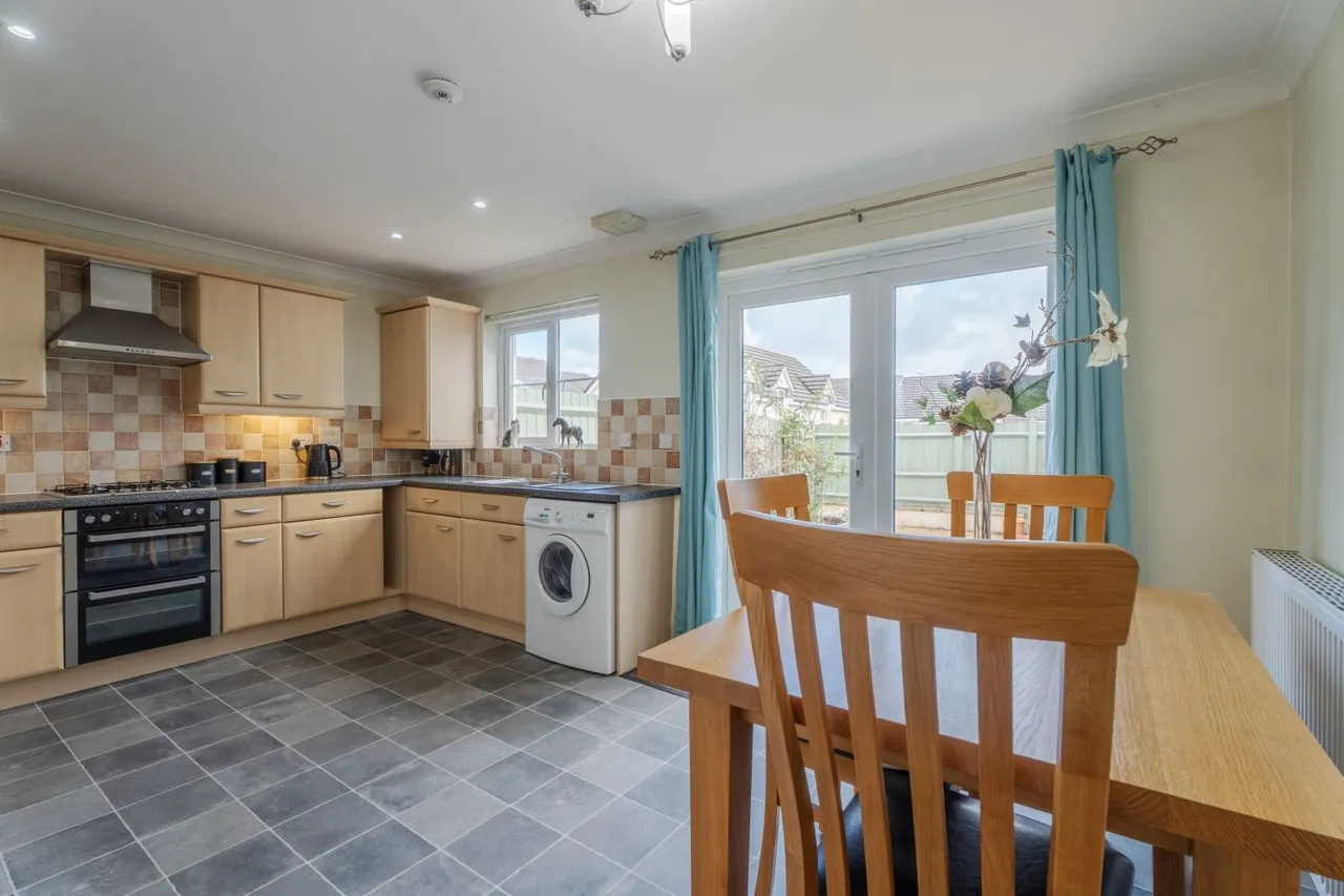 Buckland Close, Bideford, EX39, photo 7