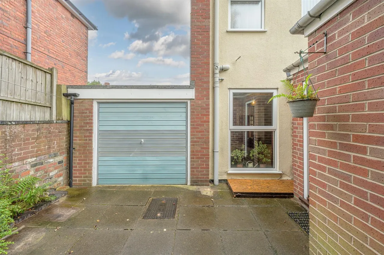 Oak Street, Kingswinford, DY6, photo 25