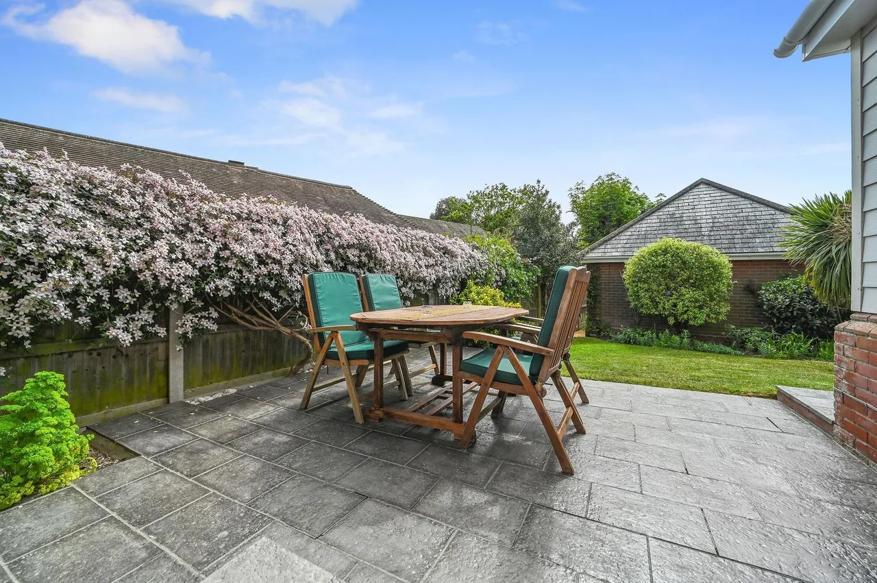Louise Close, Walton On The Naze, photo 29