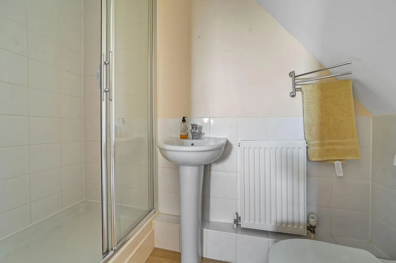 Louise Close, Walton On The Naze, photo 17