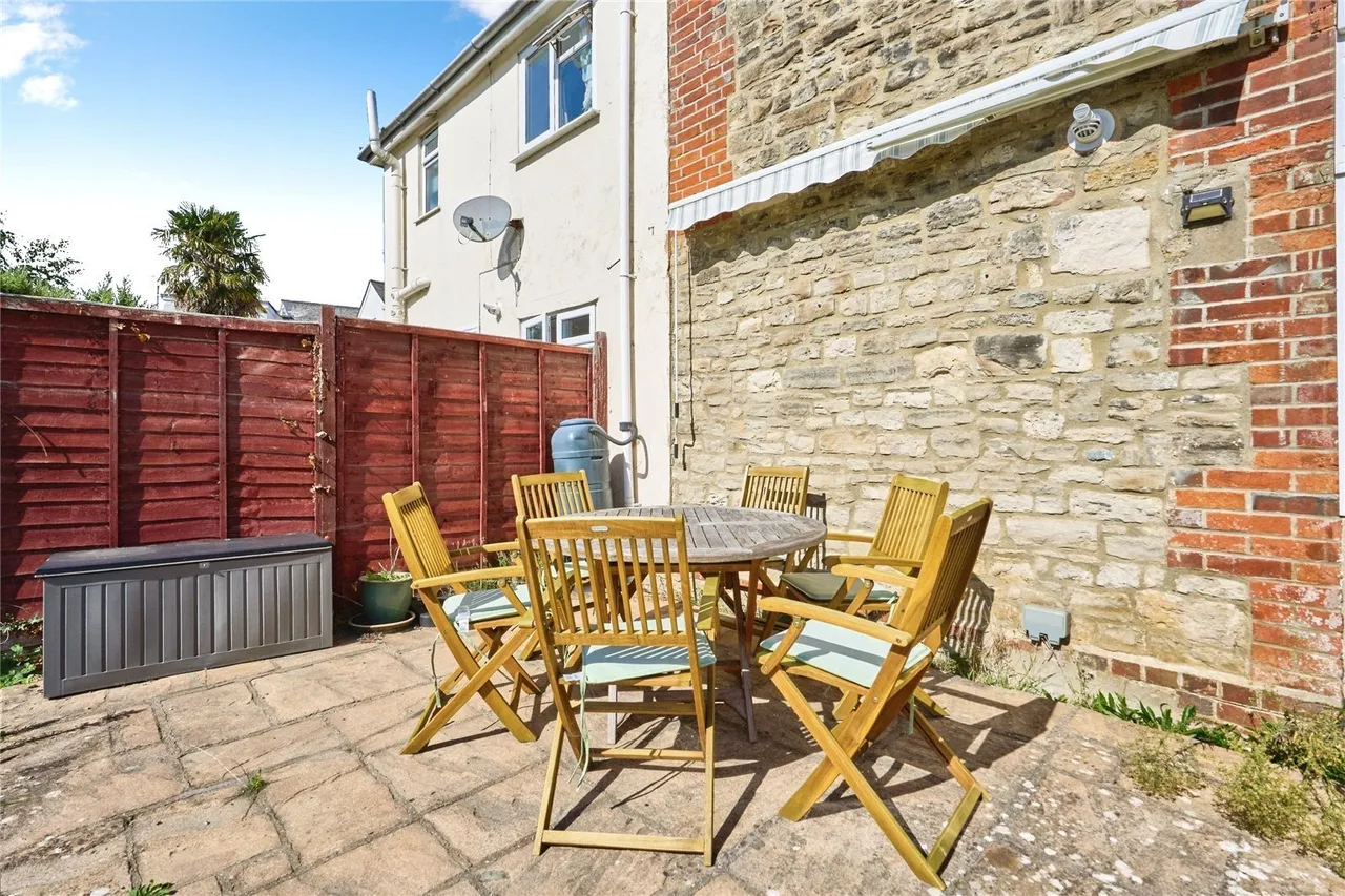 Binstead Hill, Ryde, PO33, photo 12